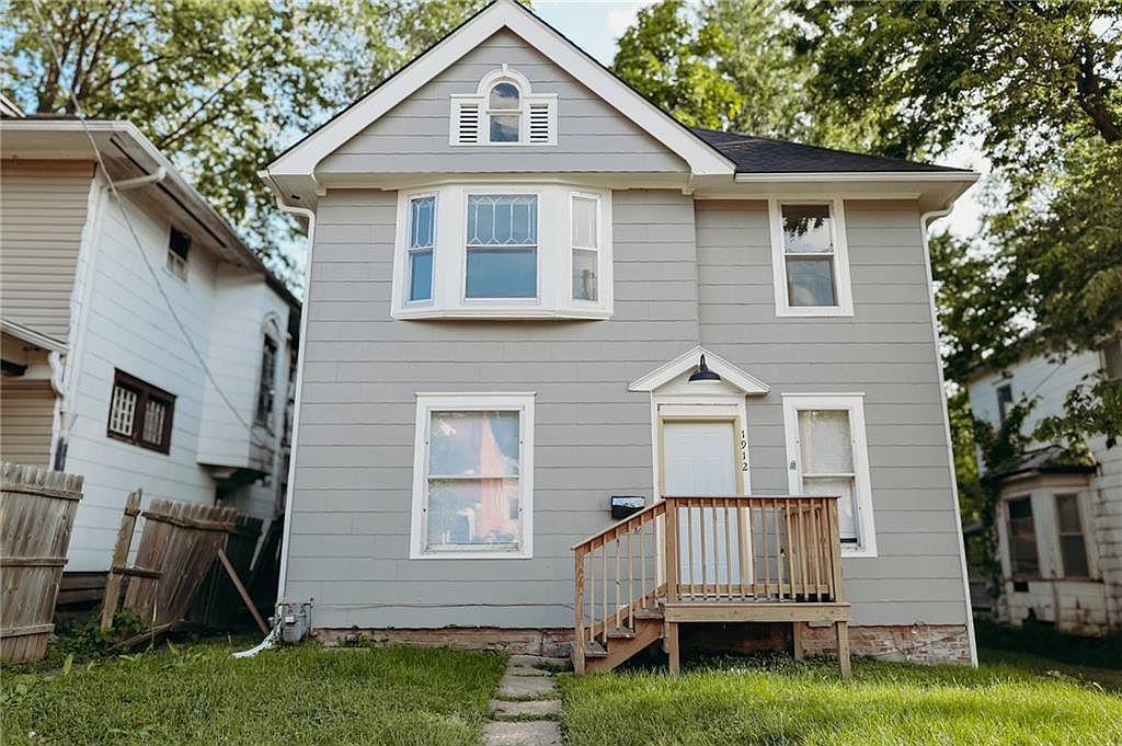 1912 Faraon St Saint Joseph, MO 64501 - Thumbnail 3