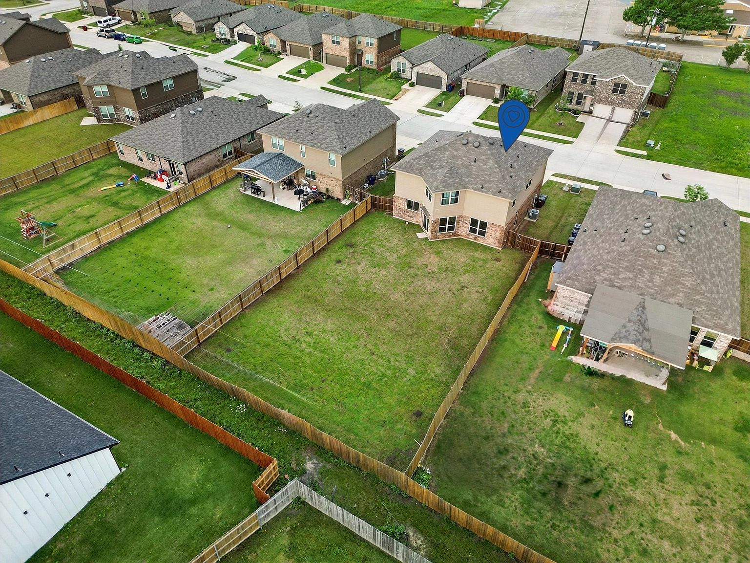 1305 Benwick Dr Van Alstyne, TX 75495 - Thumbnail 3