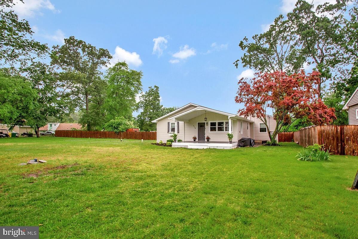 310 Claiborne Rd Pasadena, MD 21122 - Thumbnail 3