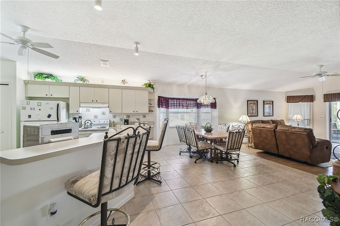 761 W Sunbird Path Hernando, FL 34442 - Thumbnail 3