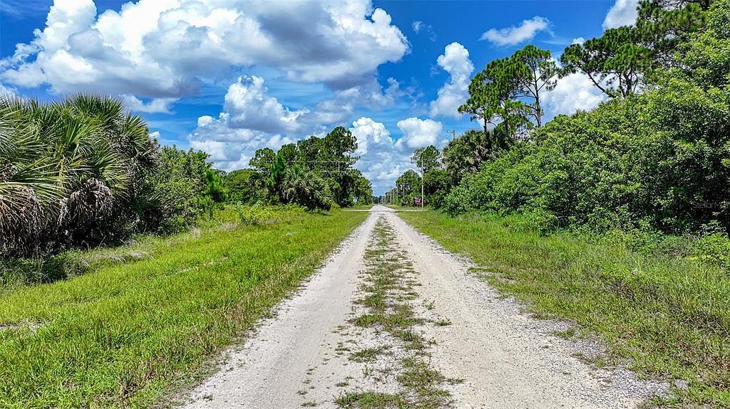 1245 Cavalier Cir Lehigh Acres, FL 33974 - Thumbnail 3