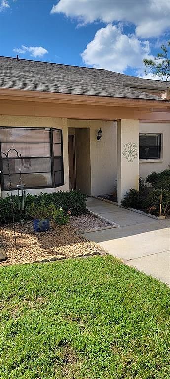 9344 Links Ln New Port Richey, FL 34655 - Thumbnail 3