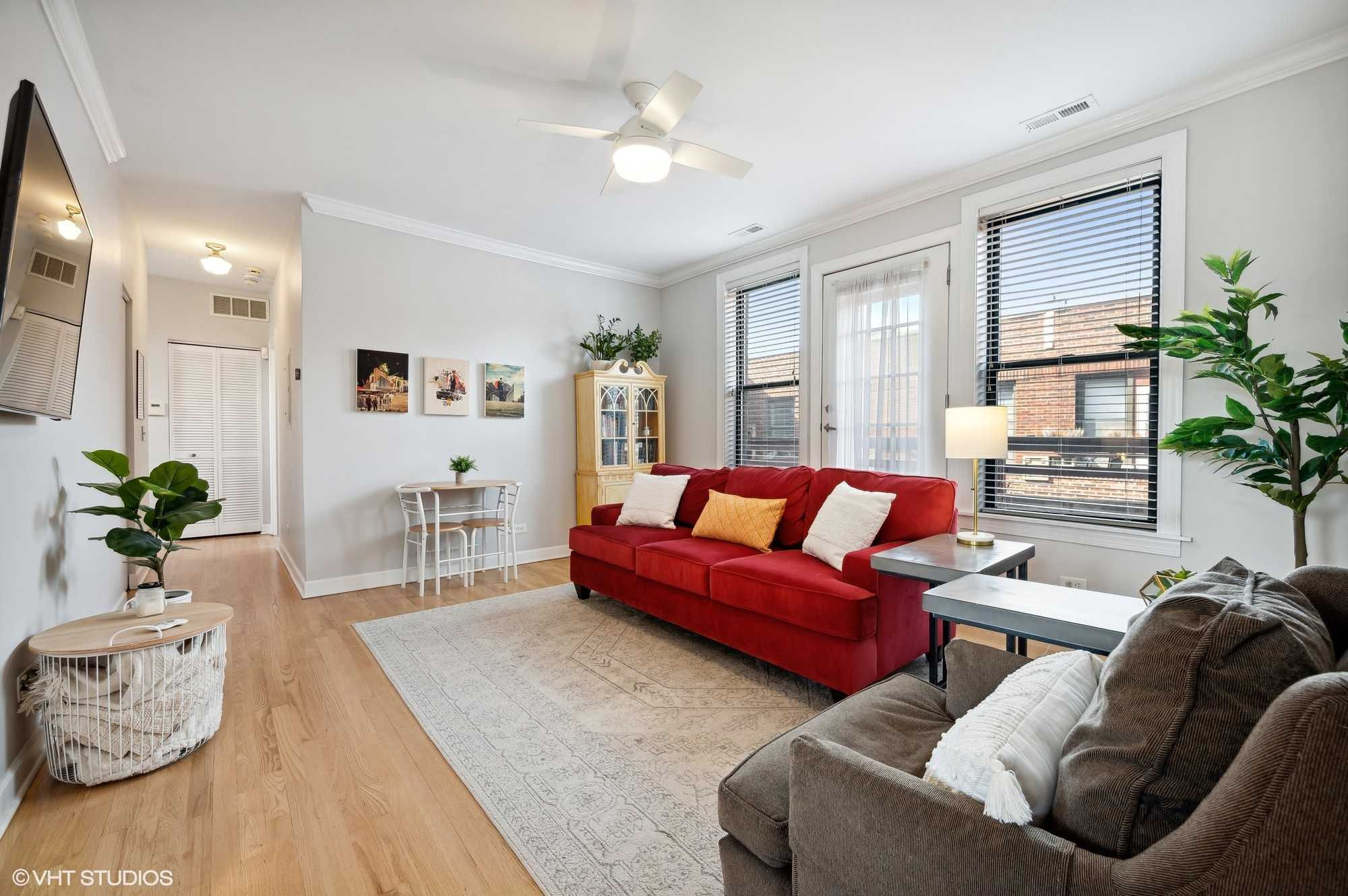 739 W Cornelia Ave unit s3, Chicago, IL, 60657 - Thumbnail 3