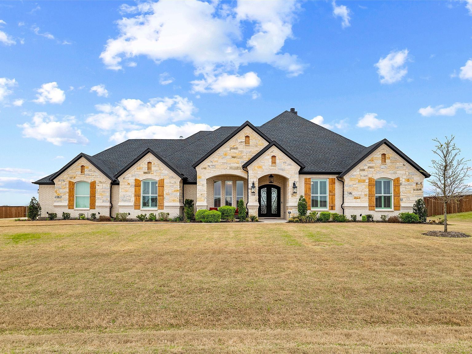 2330 Kinley Brooke Ct Waxahachie, TX 75167 - Thumbnail 3
