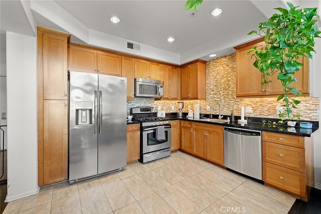 360 Avenue 26 #401 Los Angeles, CA 90031 - Thumbnail 3