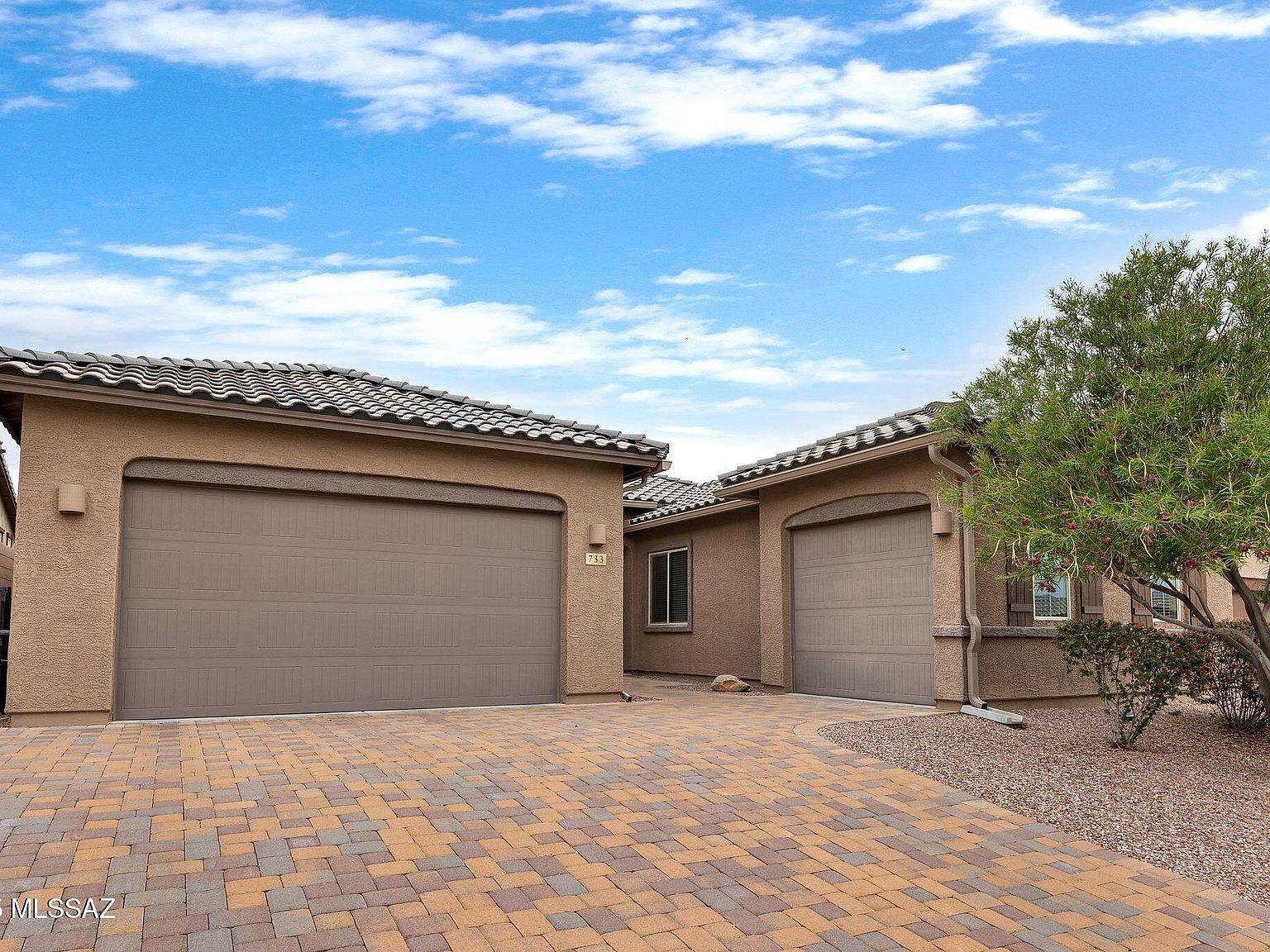 733 W Champions Run Way Oro Valley, AZ 85755 - Thumbnail 3