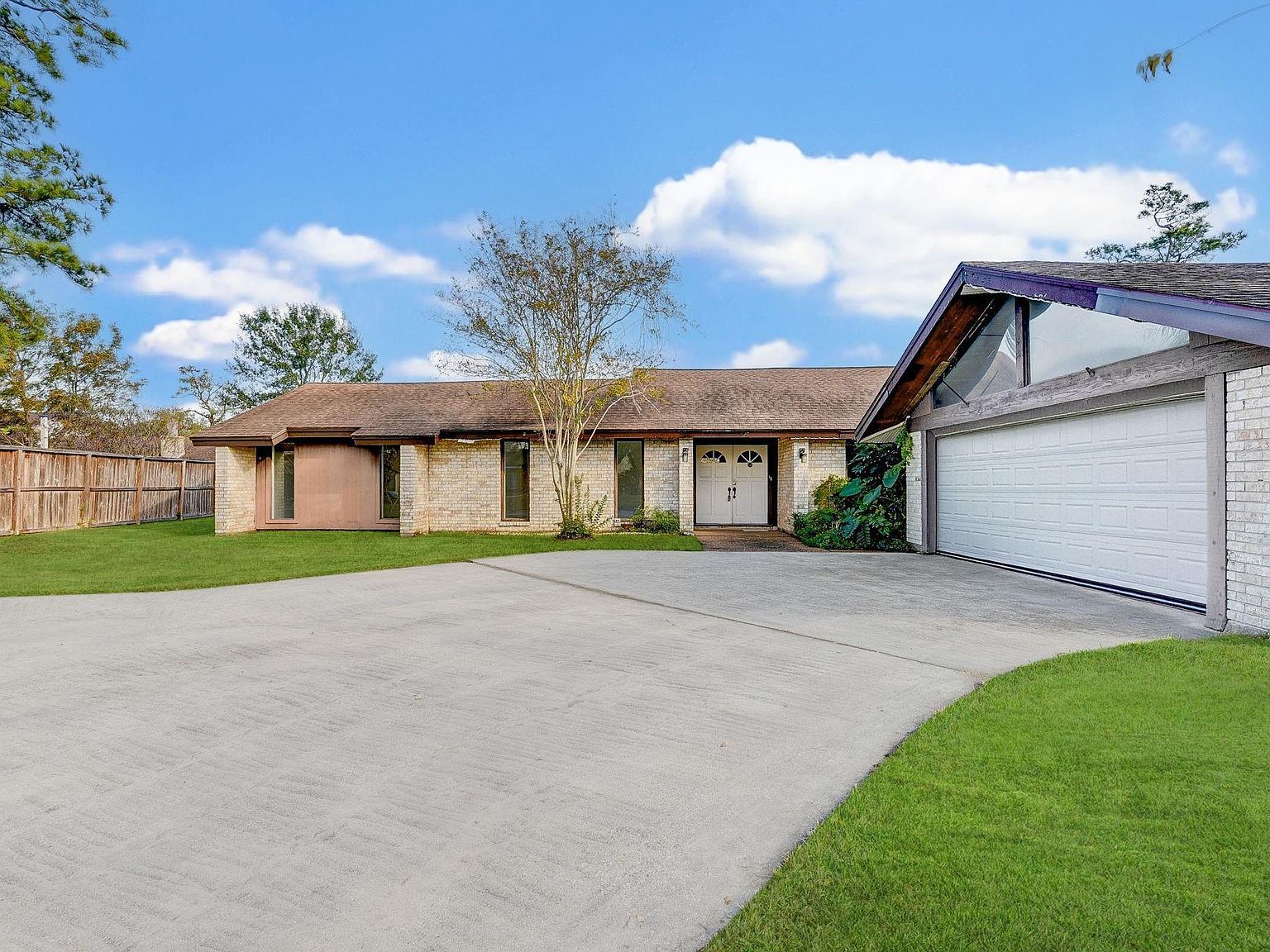 3203 Lazy Pine Ln La Porte, TX 77571 - Thumbnail 3