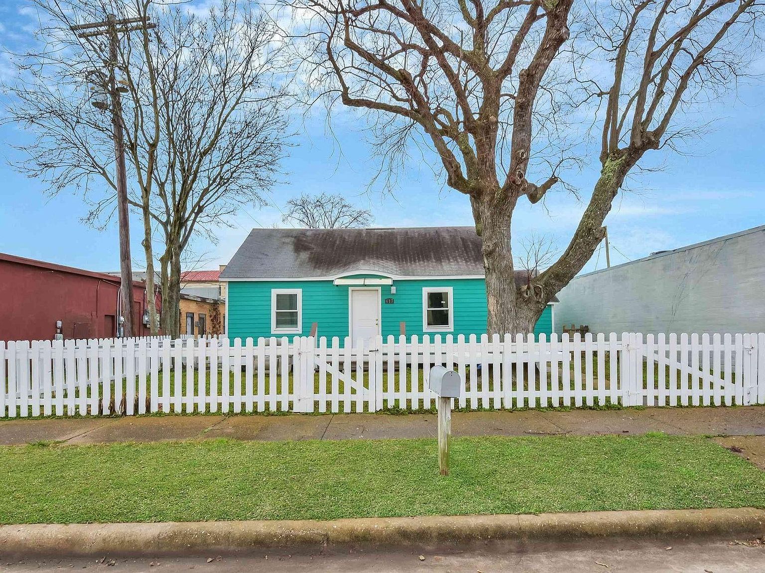 617 4th Ave N Texas City, TX 77590 - Thumbnail 3