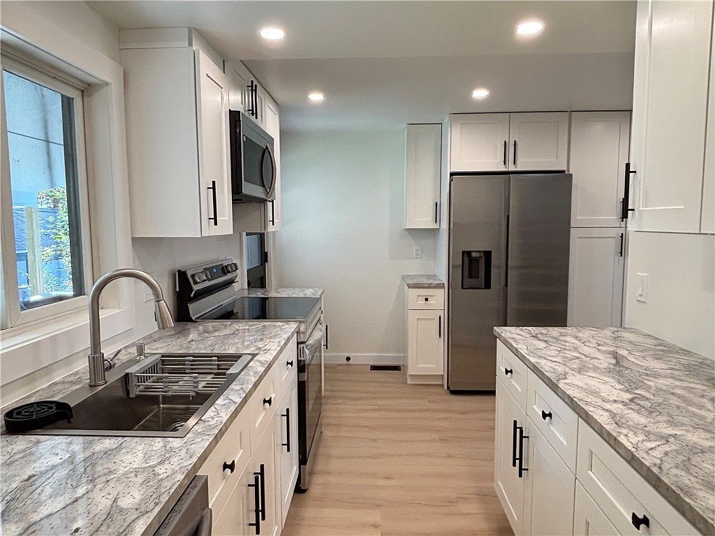 28 Fair St Oneonta, NY 13820 - Thumbnail 3