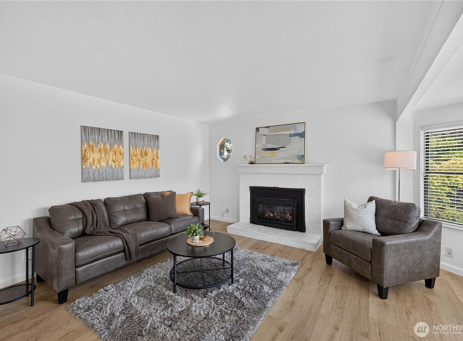 3310 SW 104th Street Seattle, WA 98146 - Thumbnail 3