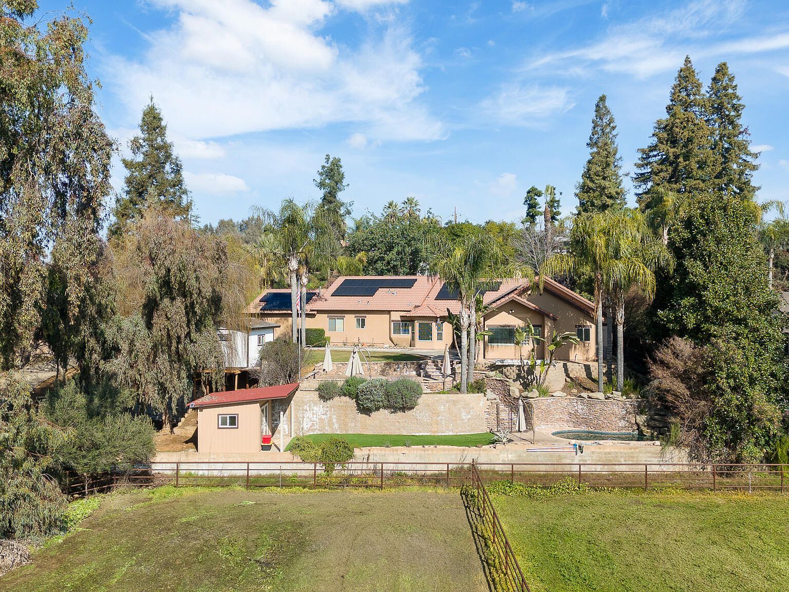 915 S Strathmore Ave Lindsay, CA 93247 - Thumbnail 3