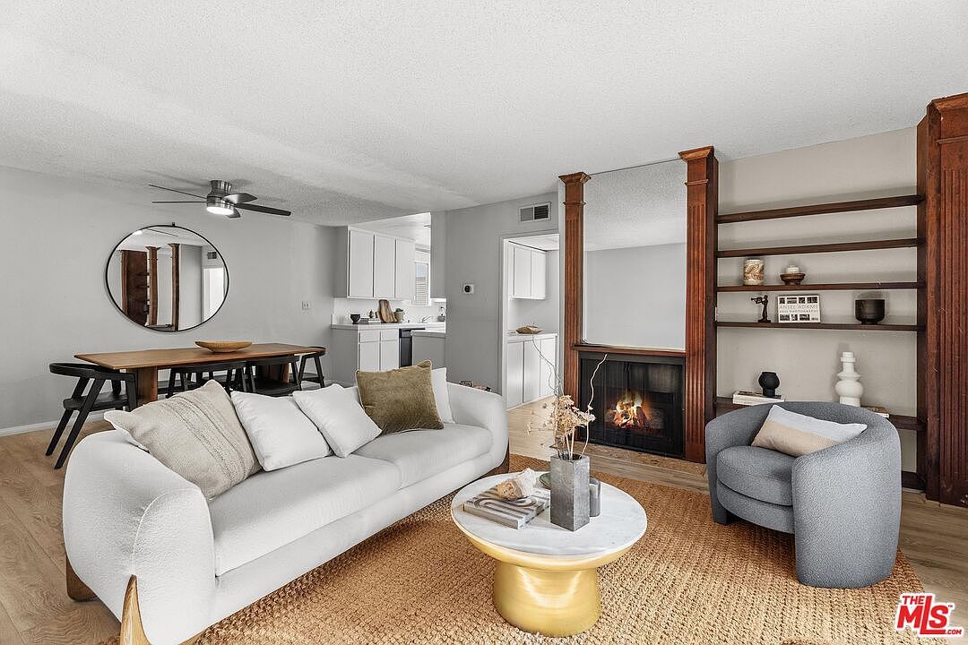 5437 Corteen Pl APT 212 Valley Village, CA 91607 - Thumbnail 3