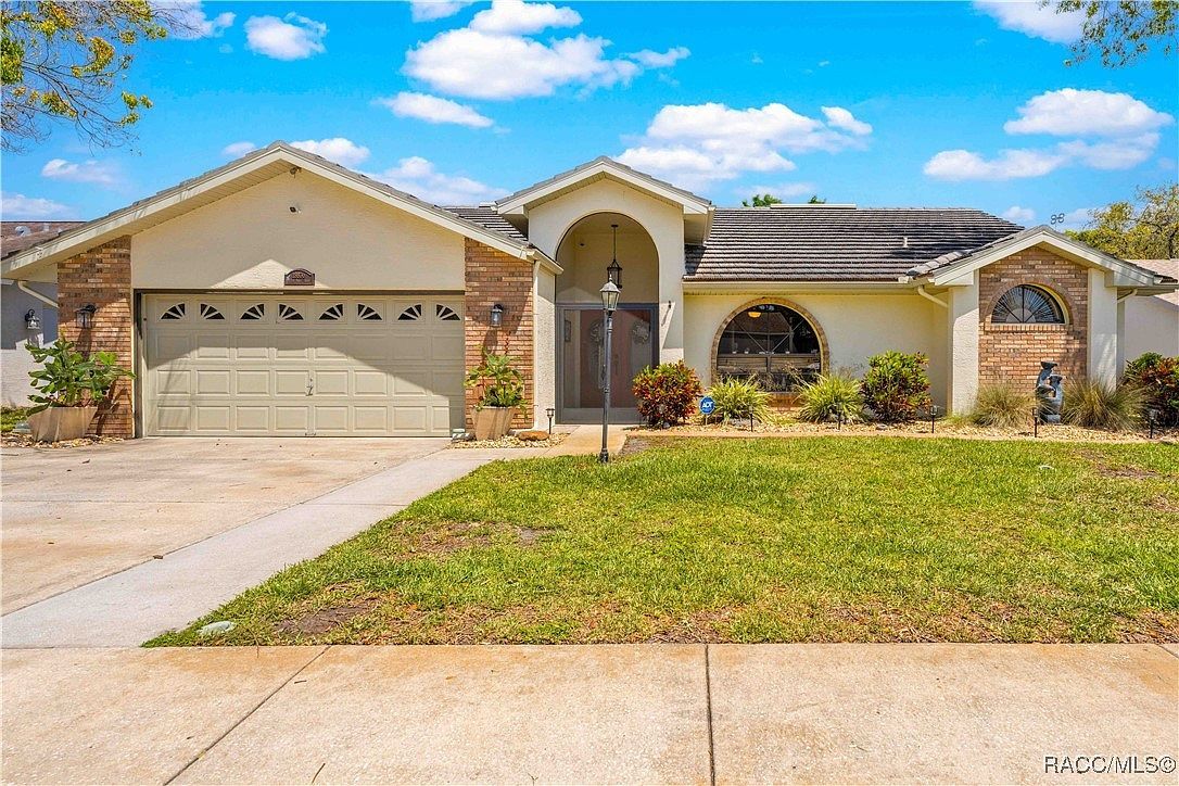 18836 Green Park Rd Hudson, FL 34667 - Thumbnail 3