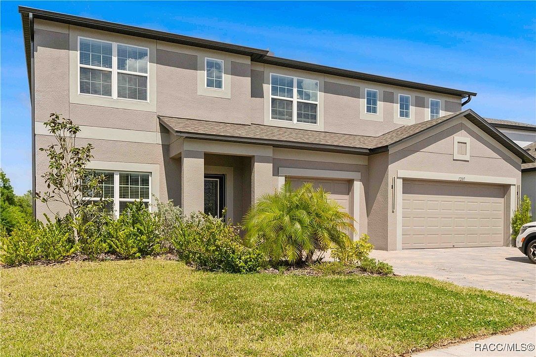 12107 Nouveau Ave Spring Hill, FL 34610 - Thumbnail 3