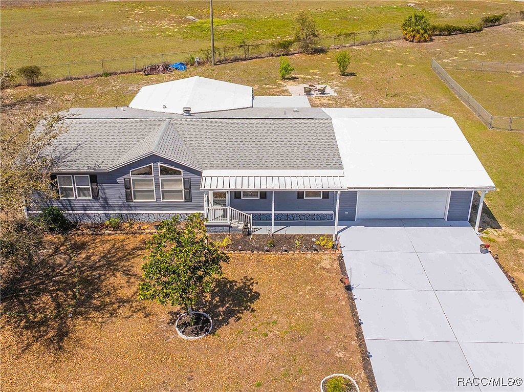 9223 Basil St Brooksville, FL 34613 - Thumbnail 3