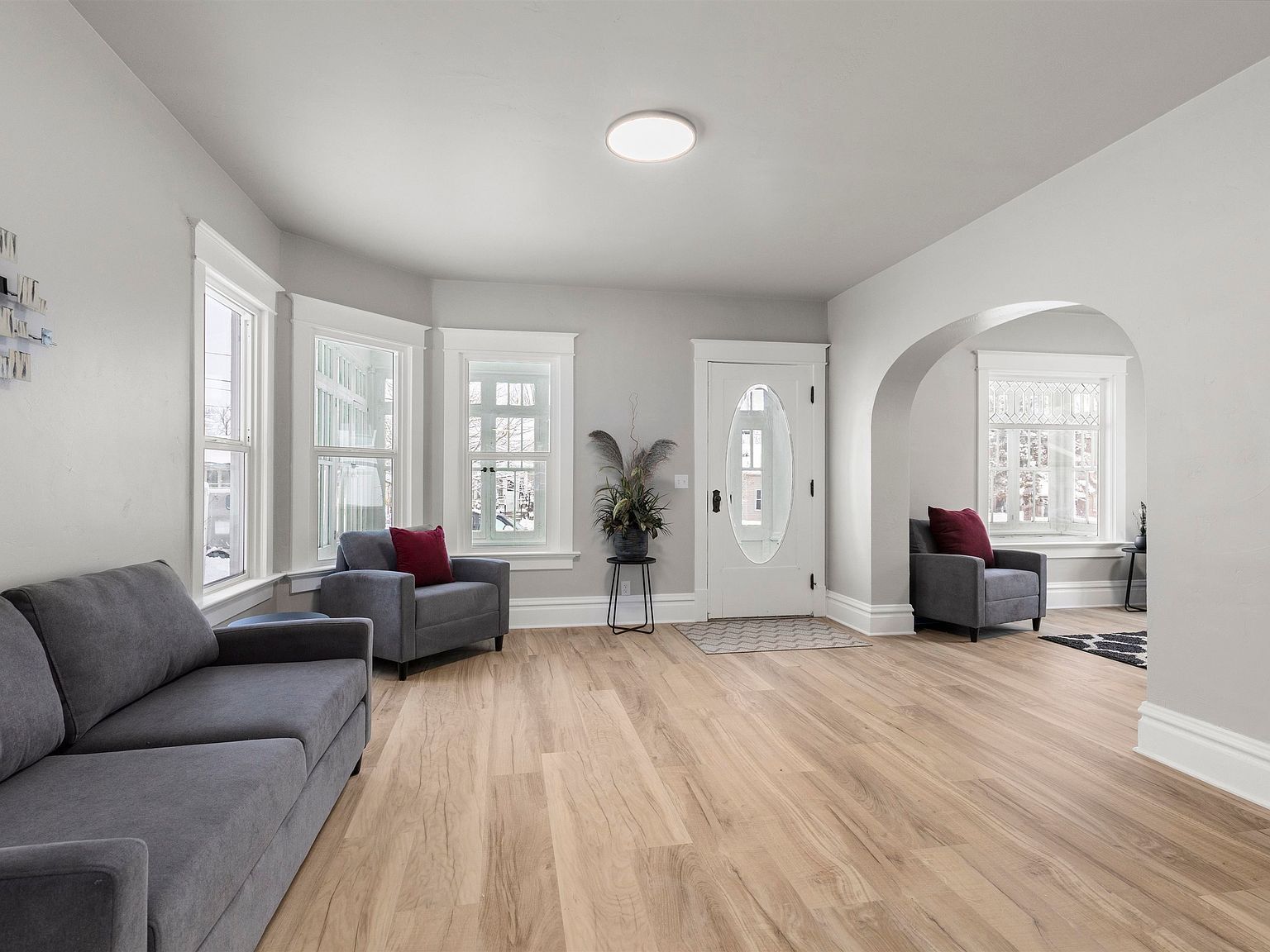 109 E Grand St Chilton, WI 53014 - Thumbnail 3