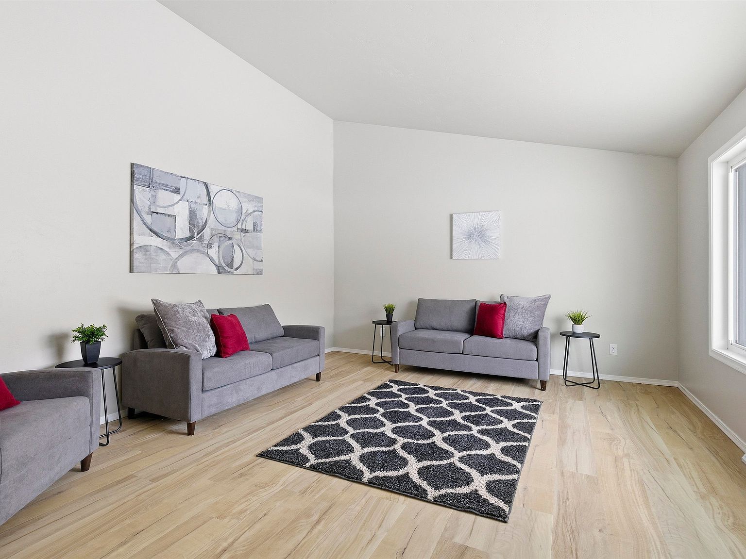 2518 S Madison St Appleton, WI 54915 - Thumbnail 3