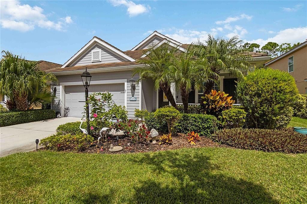 12252 Stuart Dr Venice, FL 34293 - Thumbnail 3