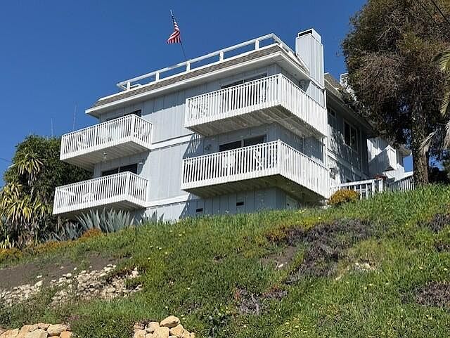 2347 Shelby St Summerland, CA 93067 - Thumbnail 3