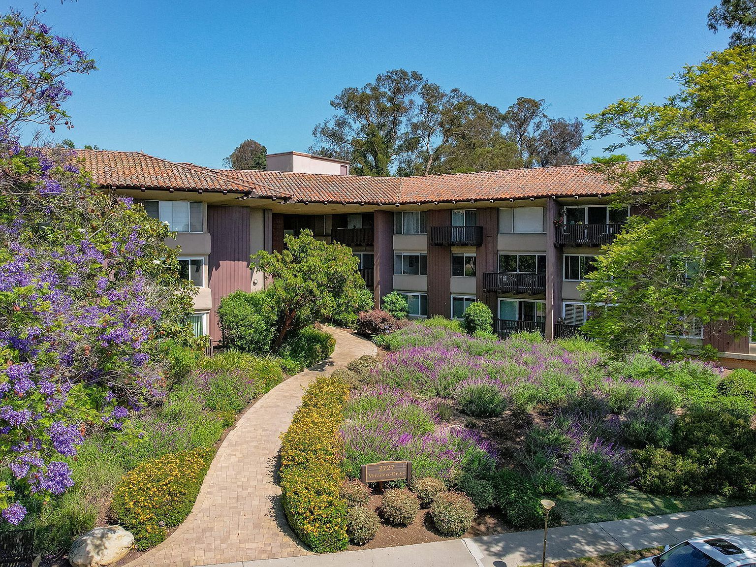 2727 Miradero Dr APT 301 Santa Barbara, CA 93105 - Thumbnail 3