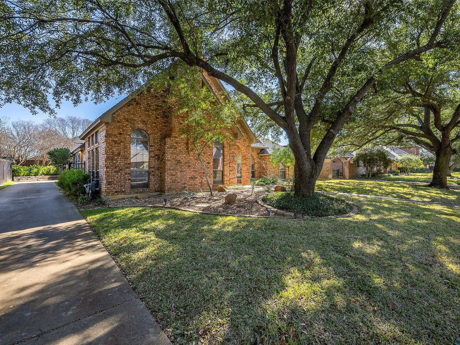 5105 Chad Dr Arlington, TX 76017 - Thumbnail 3