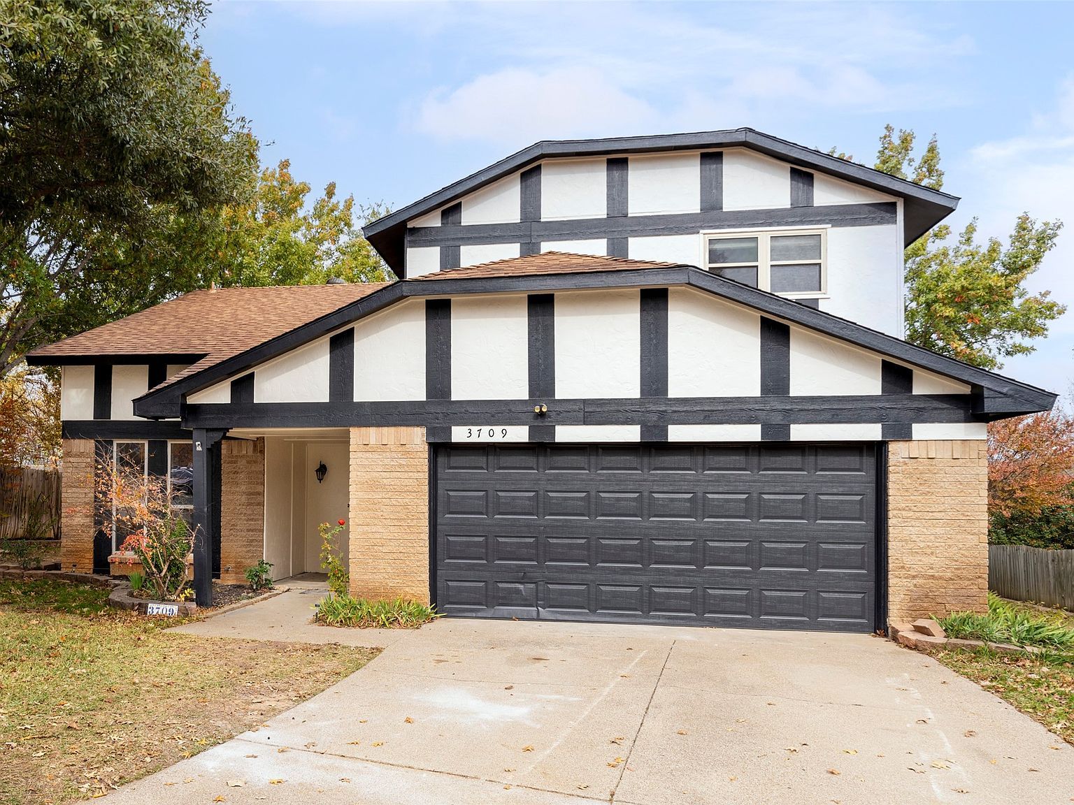 3709 Ravenhill Ln Arlington, TX 76016 - Thumbnail 3