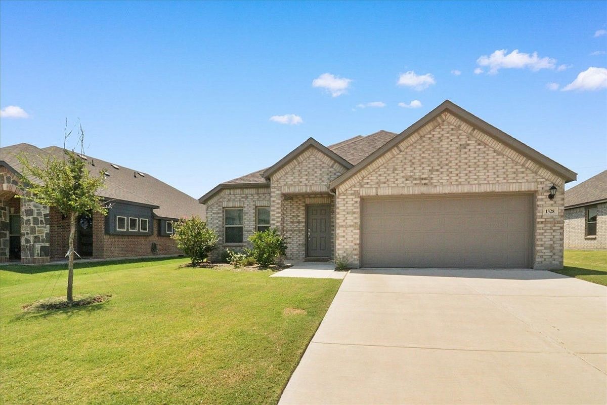1328 Fox Glen Trl Crowley, TX 76036 - Thumbnail 3