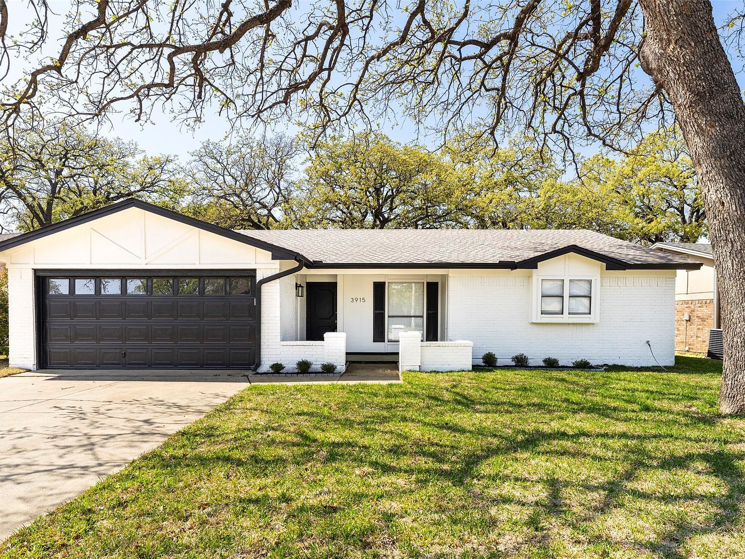 3915 Firethorn Dr Arlington, TX 76017 - Thumbnail 3