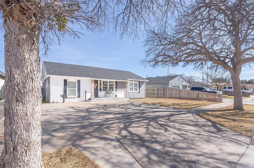 1404 Whitaker St Midland, TX 79701 - Thumbnail 3