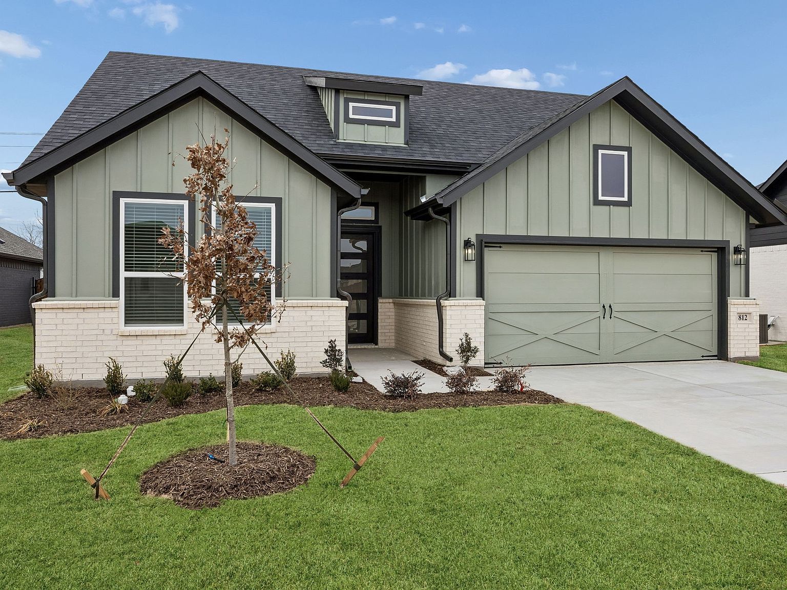 812 Tesslynn Ave Godley, TX 76044 - Thumbnail 3