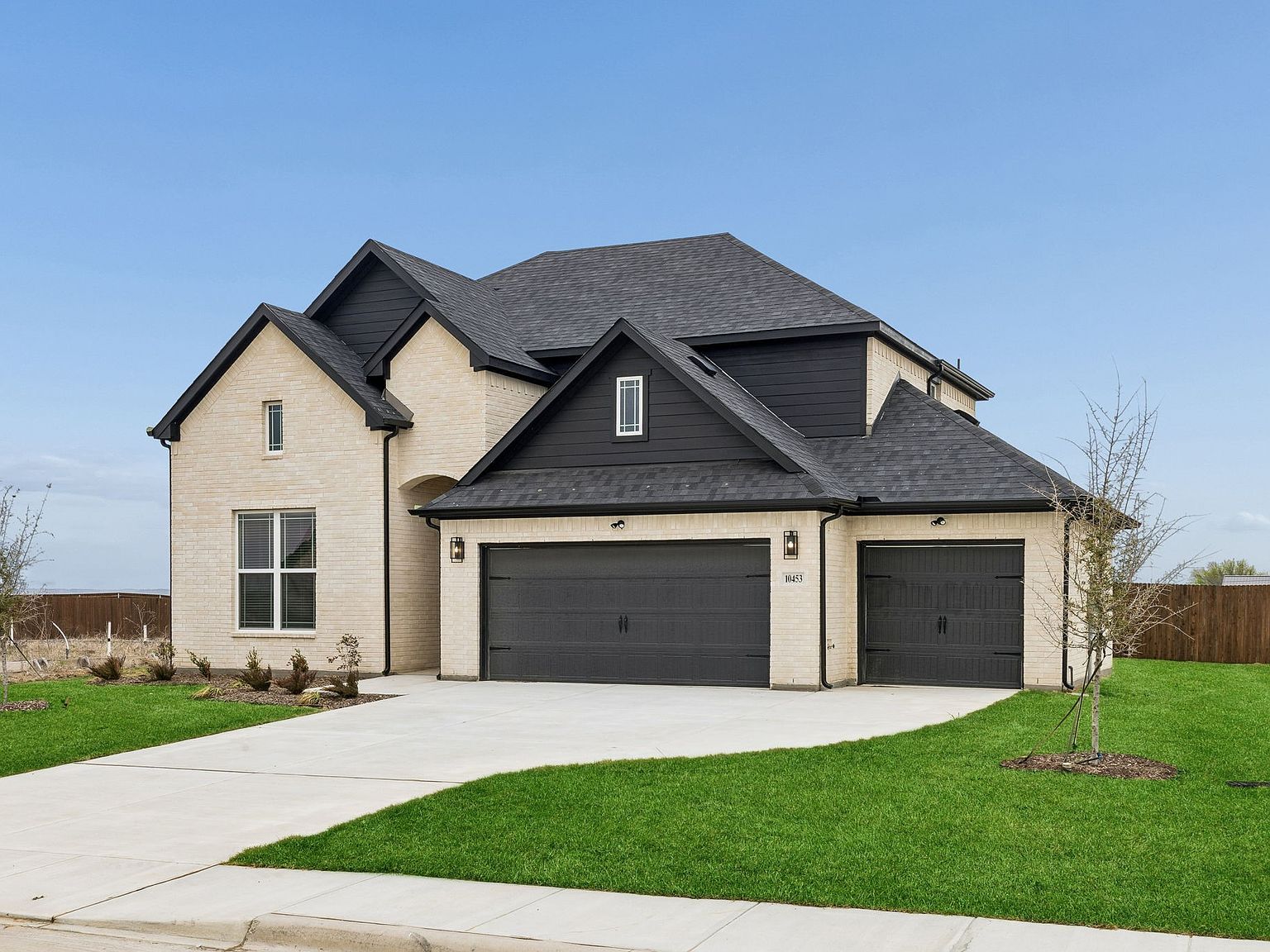 10453 Livestock Ave Venus, TX 76084 - Thumbnail 3