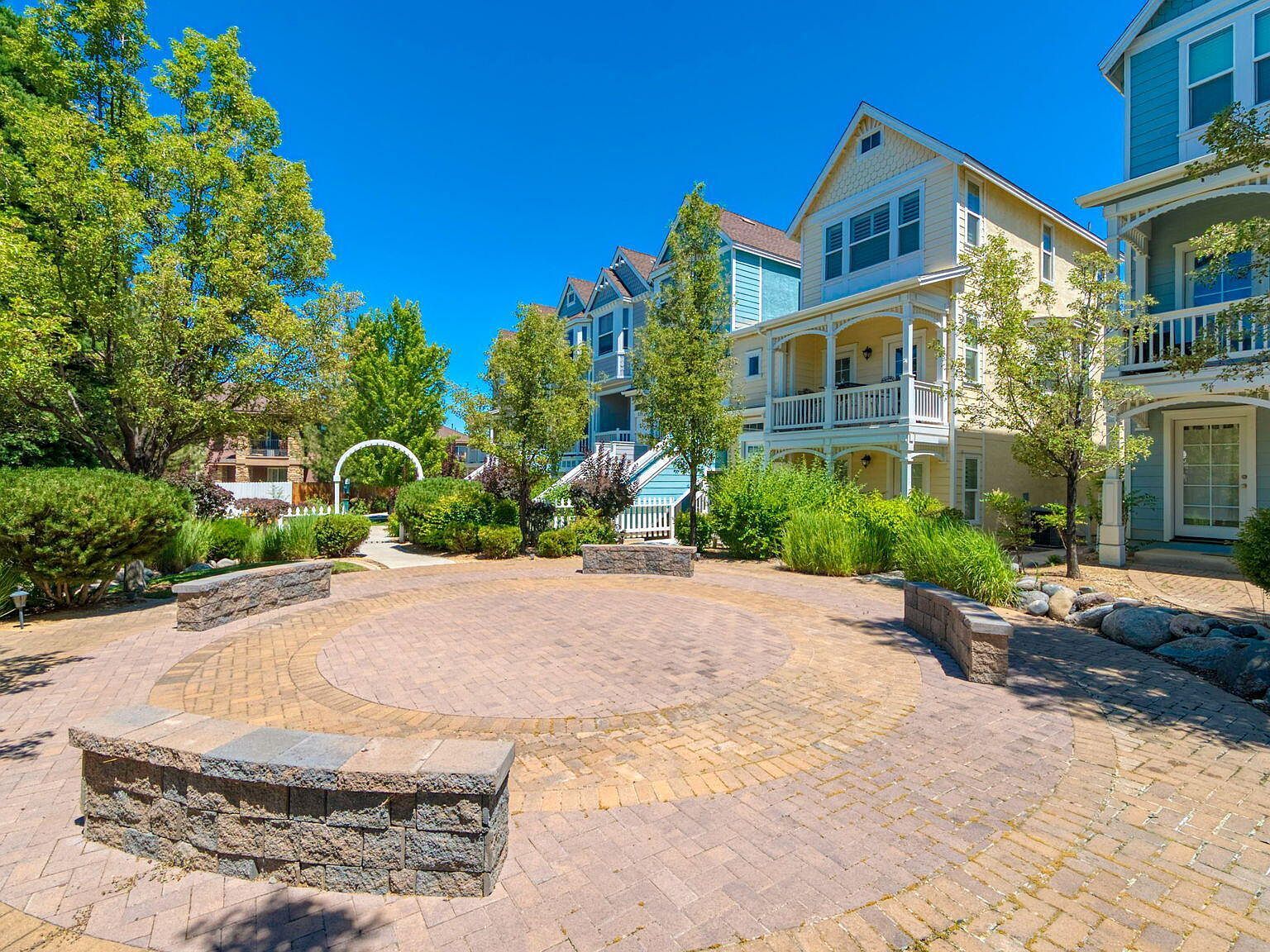 225 Gramercy Ln Reno, NV 89509 - Thumbnail 3