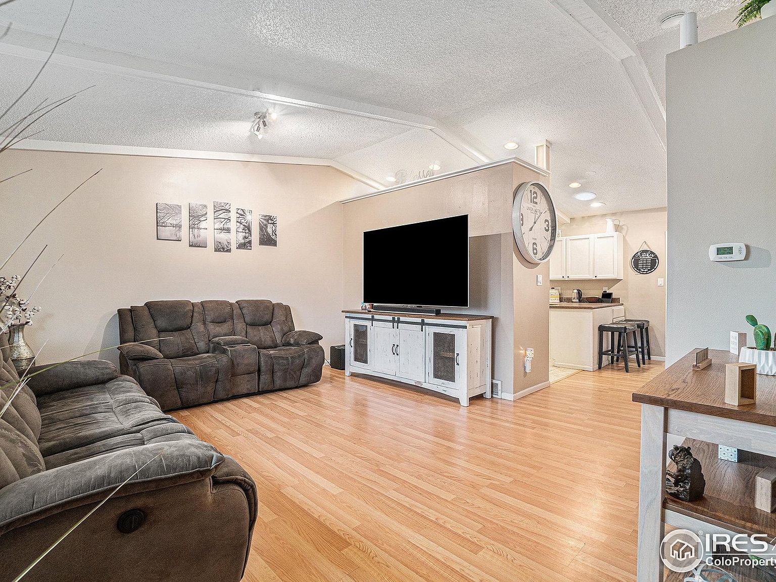 2216 Scotch Pine Ct Loveland, CO 80538 - Thumbnail 3