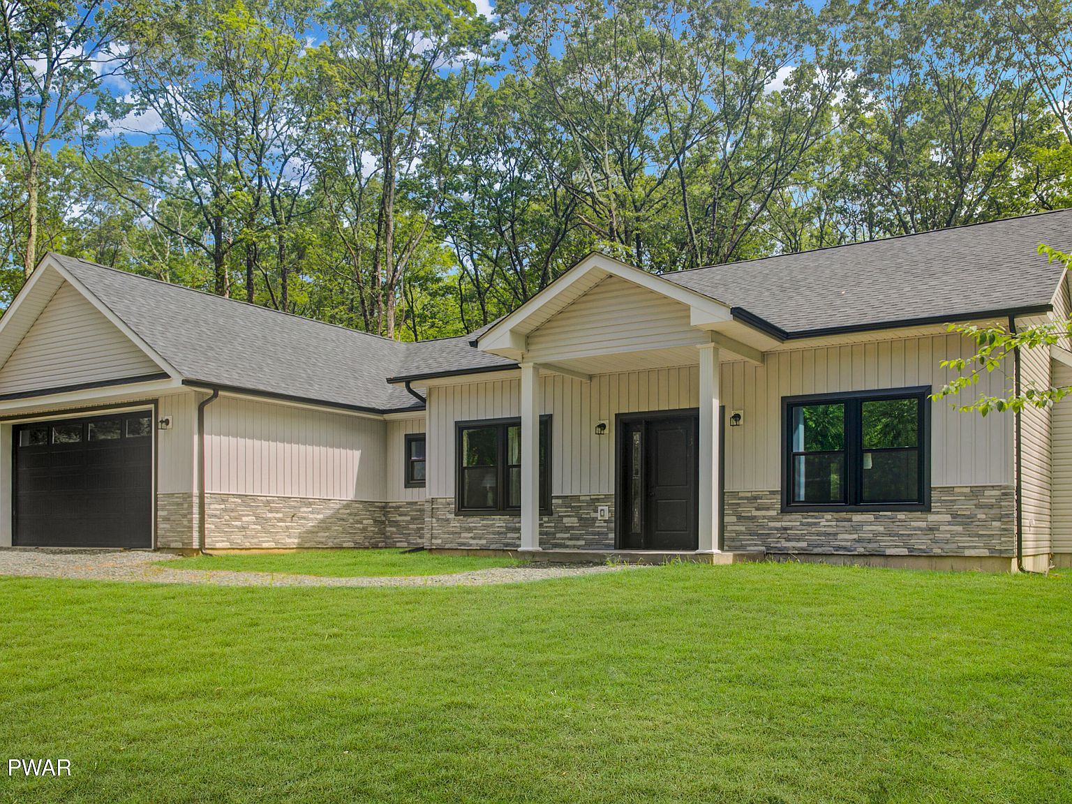 110 Middleton Dr Milford, PA 18337 - Thumbnail 3