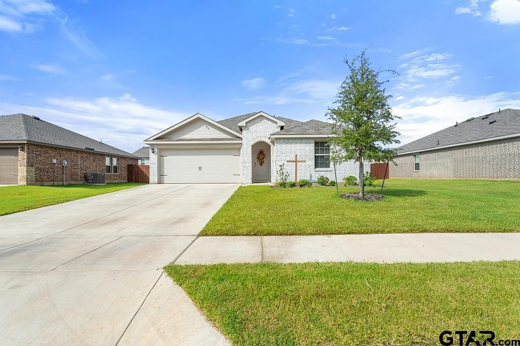 1101 River Oaks Ln Chandler, TX 75758 - Thumbnail 3