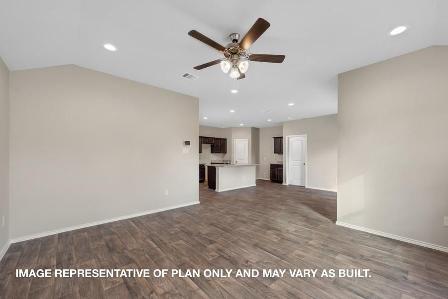 15368 Central Crescent Drive, New Caney, TX, 77357 - Thumbnail 3