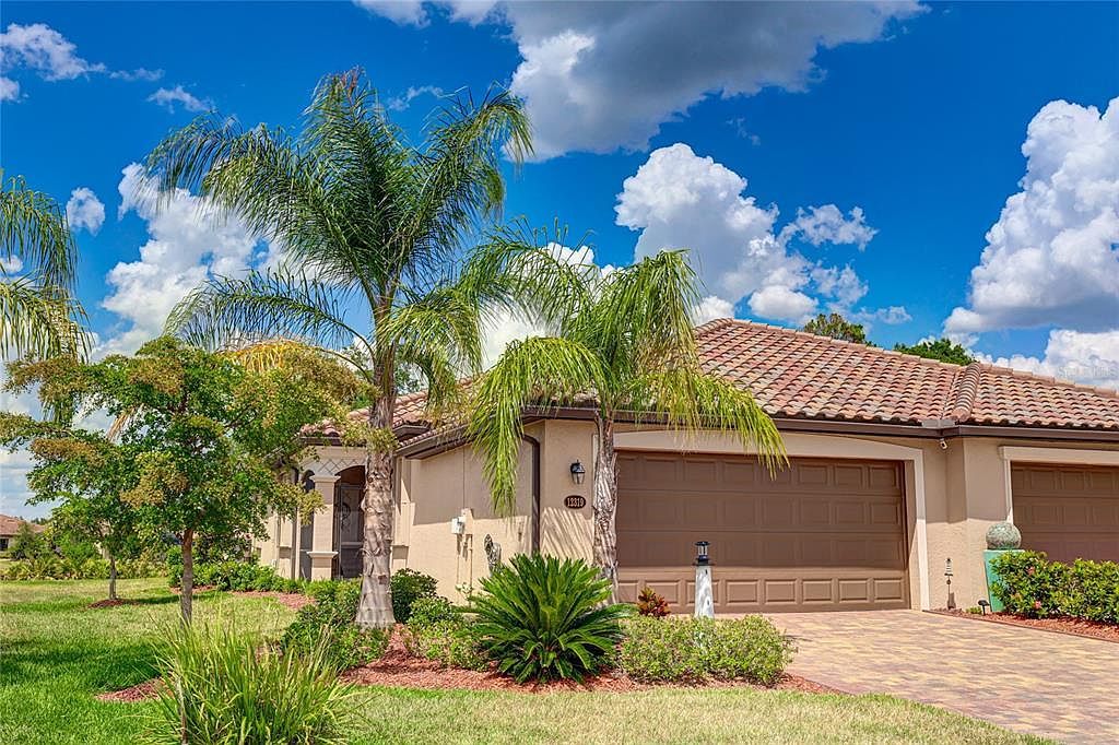 12319 Amica Loop Venice, FL 34293 - Thumbnail 3