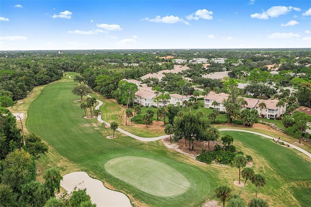 813 Montrose Dr UNIT 104 Venice, FL 34293 - Thumbnail 3