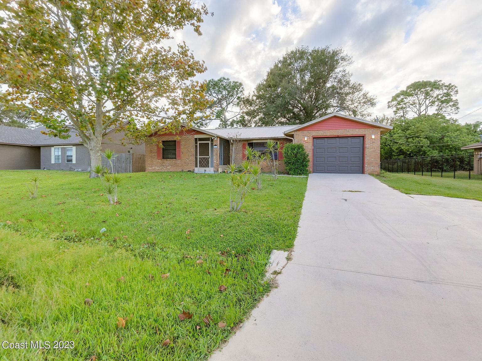 860 Hawaii Ave NW Palm Bay, FL 32907 - Thumbnail 3