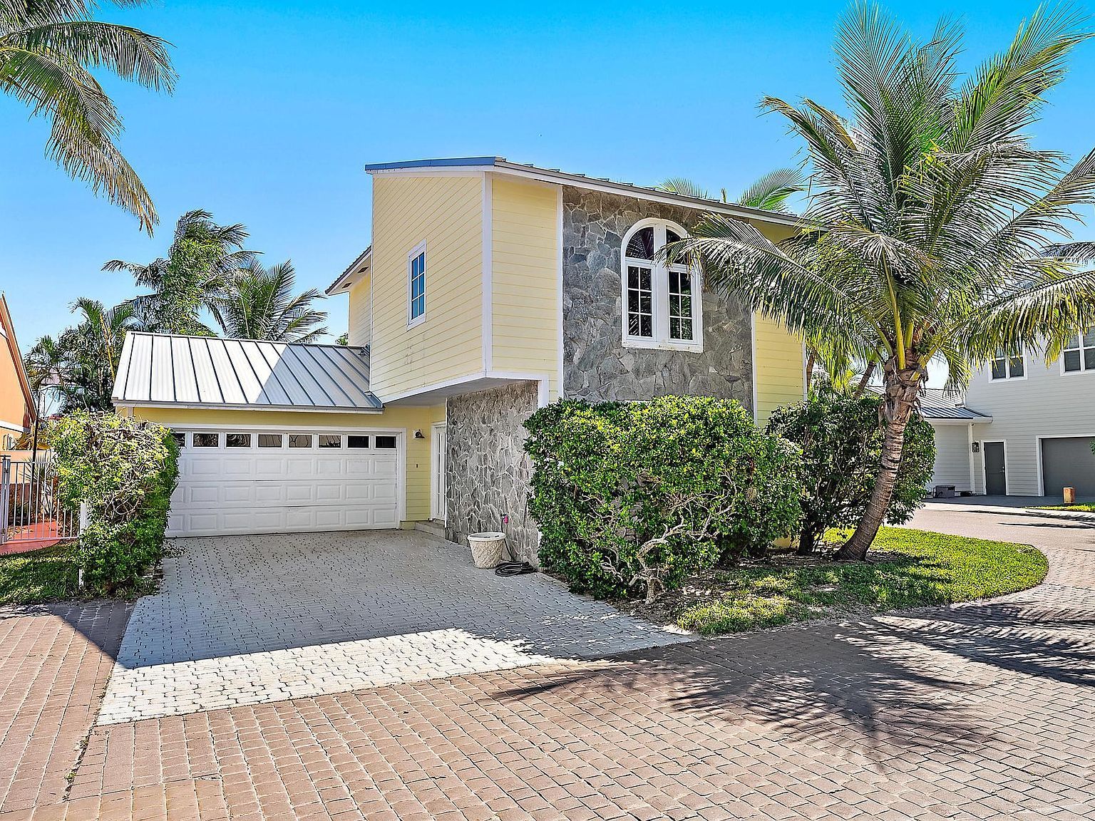 301 Xanadu Pl Jupiter, FL 33477 - Thumbnail 3