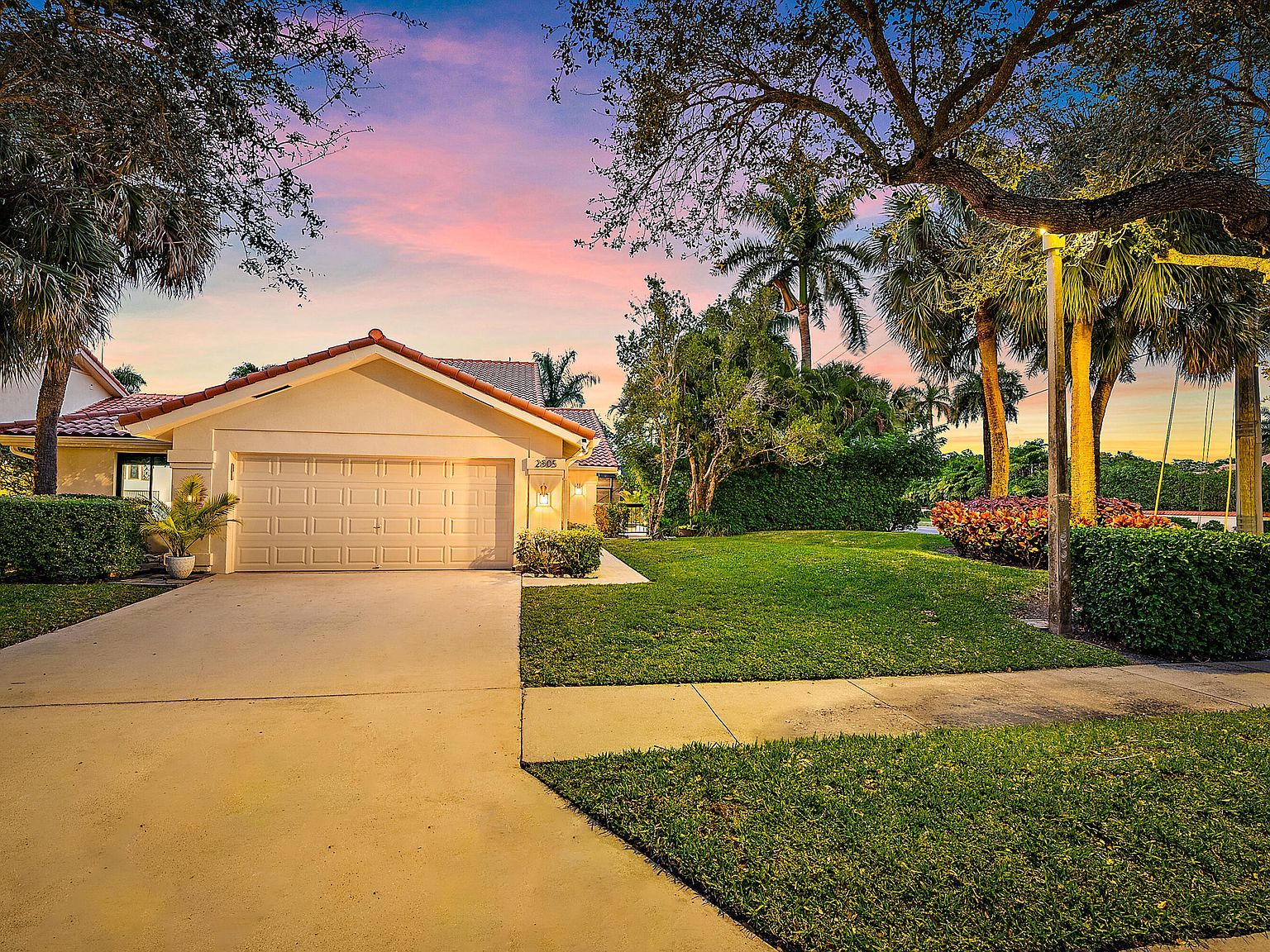 2805 Cuyahoga Ln West Palm Beach, FL 33409 - Thumbnail 3