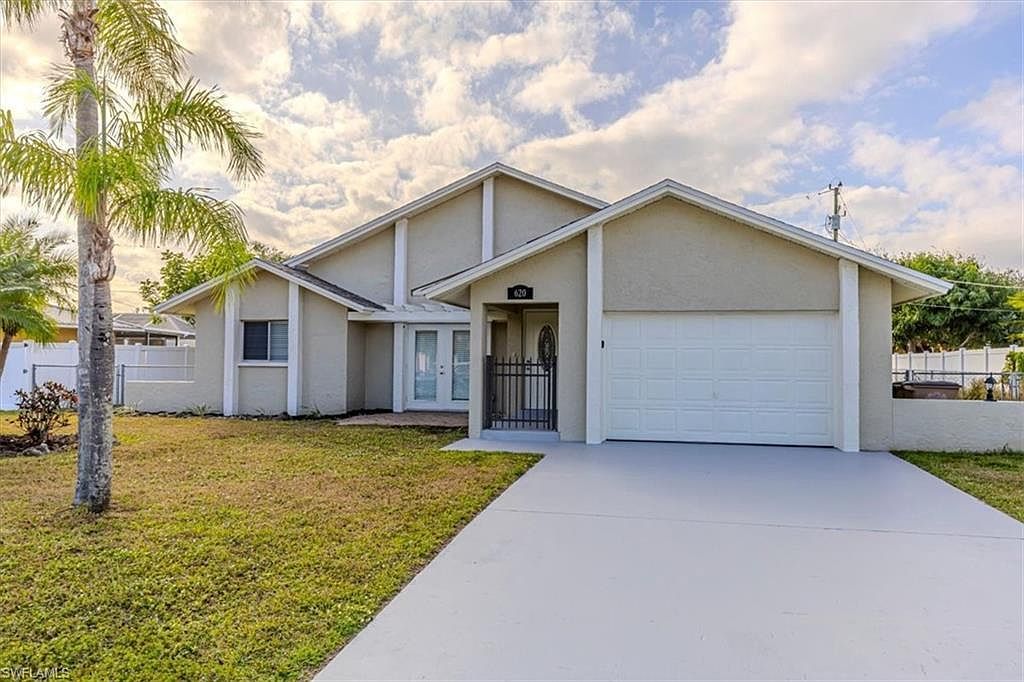 620 SE 11th Ave Cape Coral, FL 33990 - Thumbnail 3
