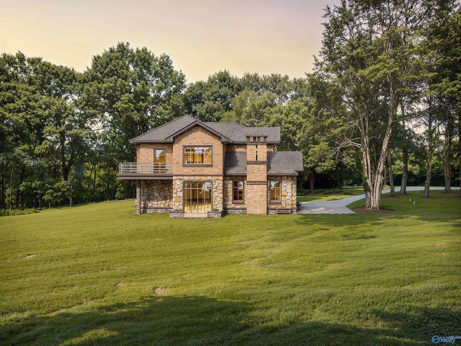 146 Springhill Rd Huntsville, AL 35806 - Thumbnail 3