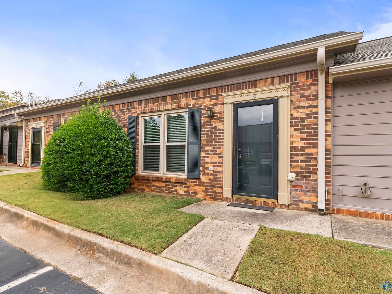 8148 Oldfield Rd SW #H9 Huntsville, AL 35802 - Thumbnail 3