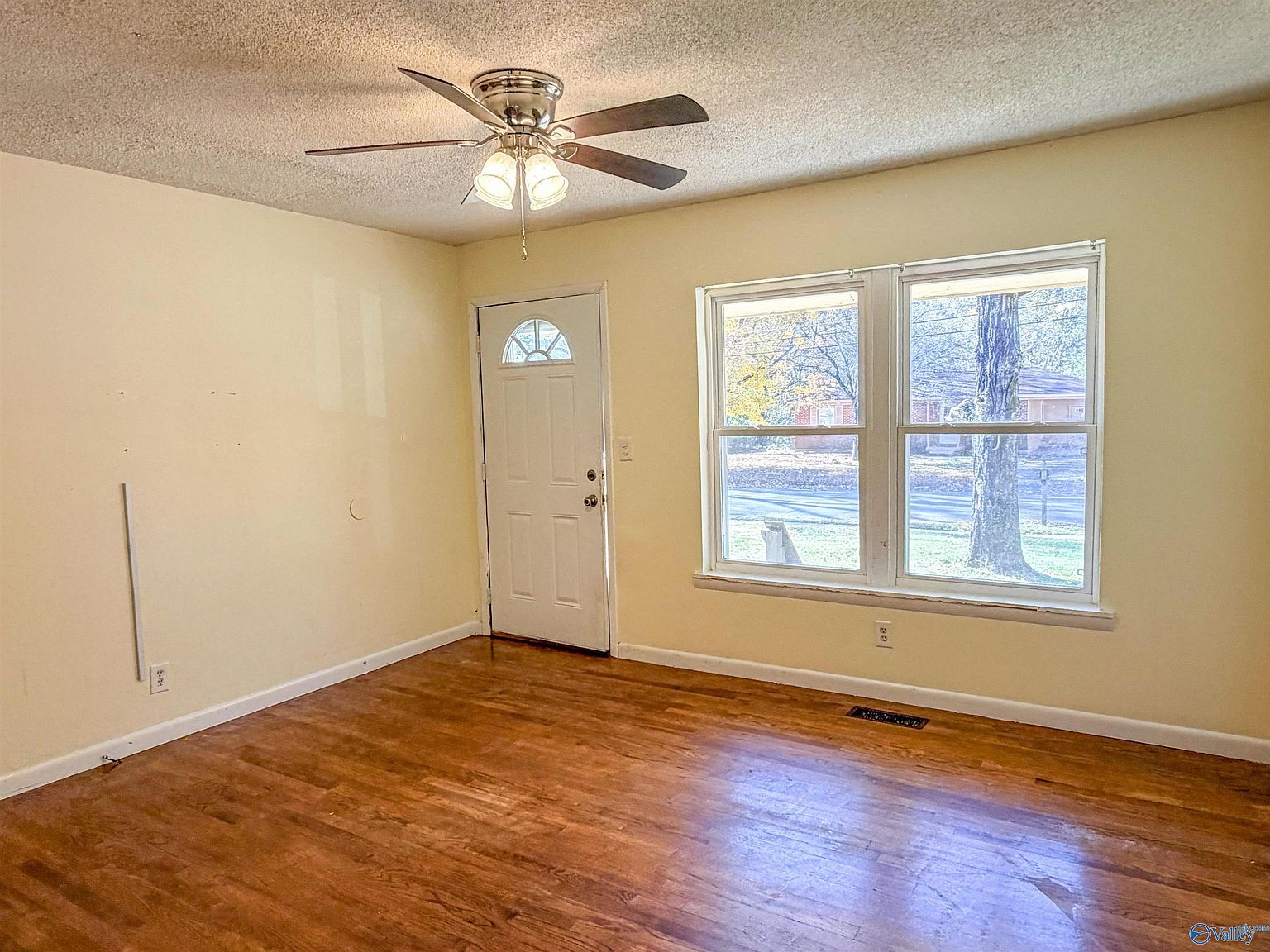 4226 Teejay Dr NW Huntsville, AL 35810 - Thumbnail 3