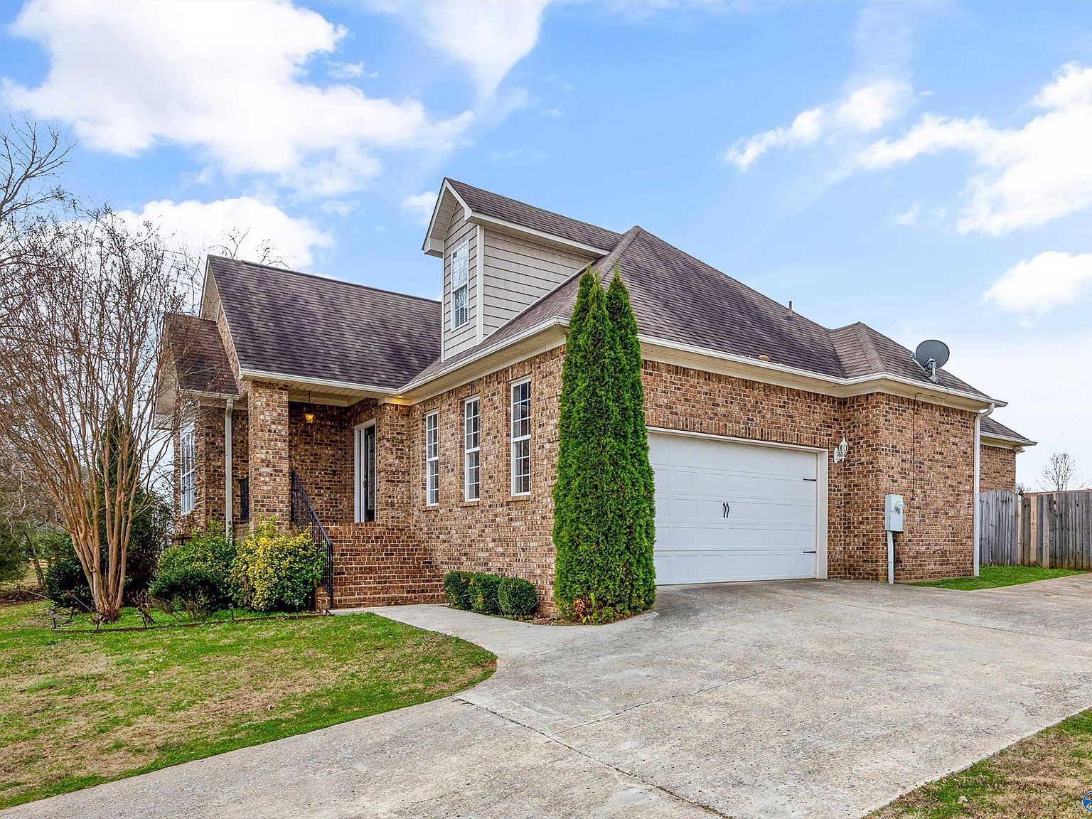 17043 Cliff Dr Athens, AL 35613 - Thumbnail 3