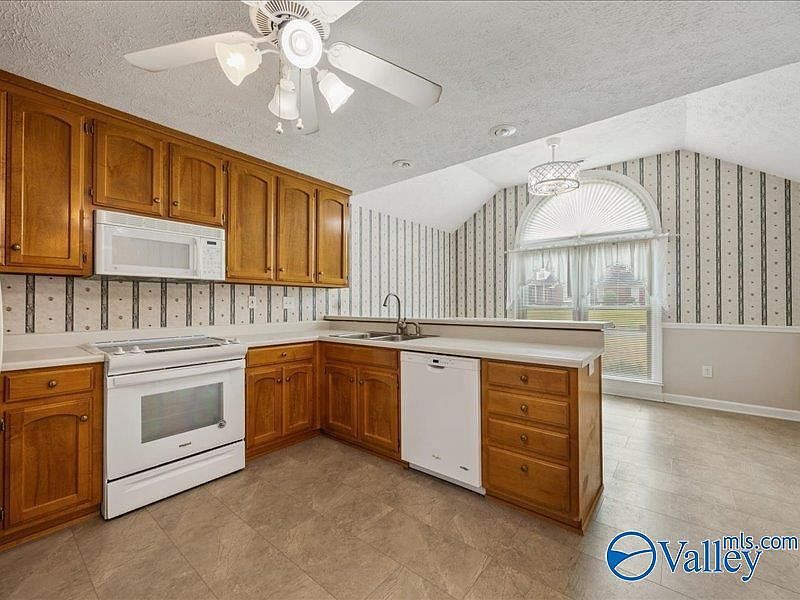 133 Tanglefoot Dr Huntsville, AL 35811 - Thumbnail 3