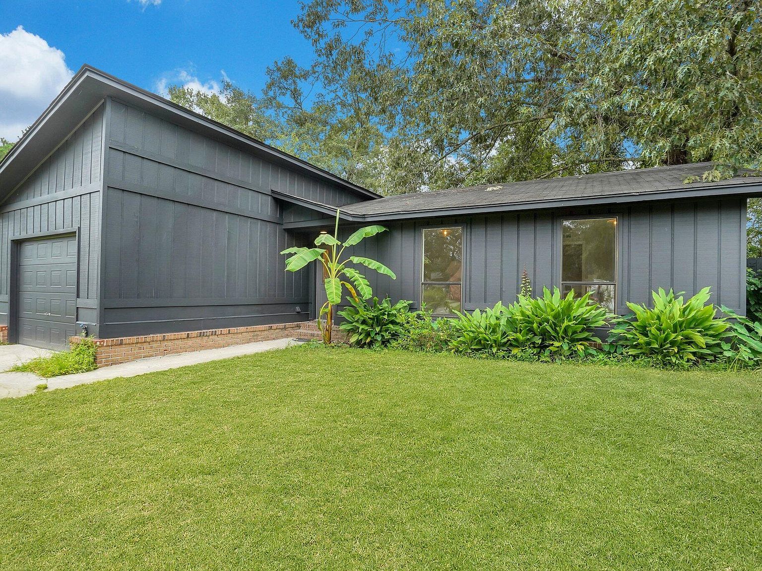 222 Braly Dr Summerville, SC 29485 - Thumbnail 3