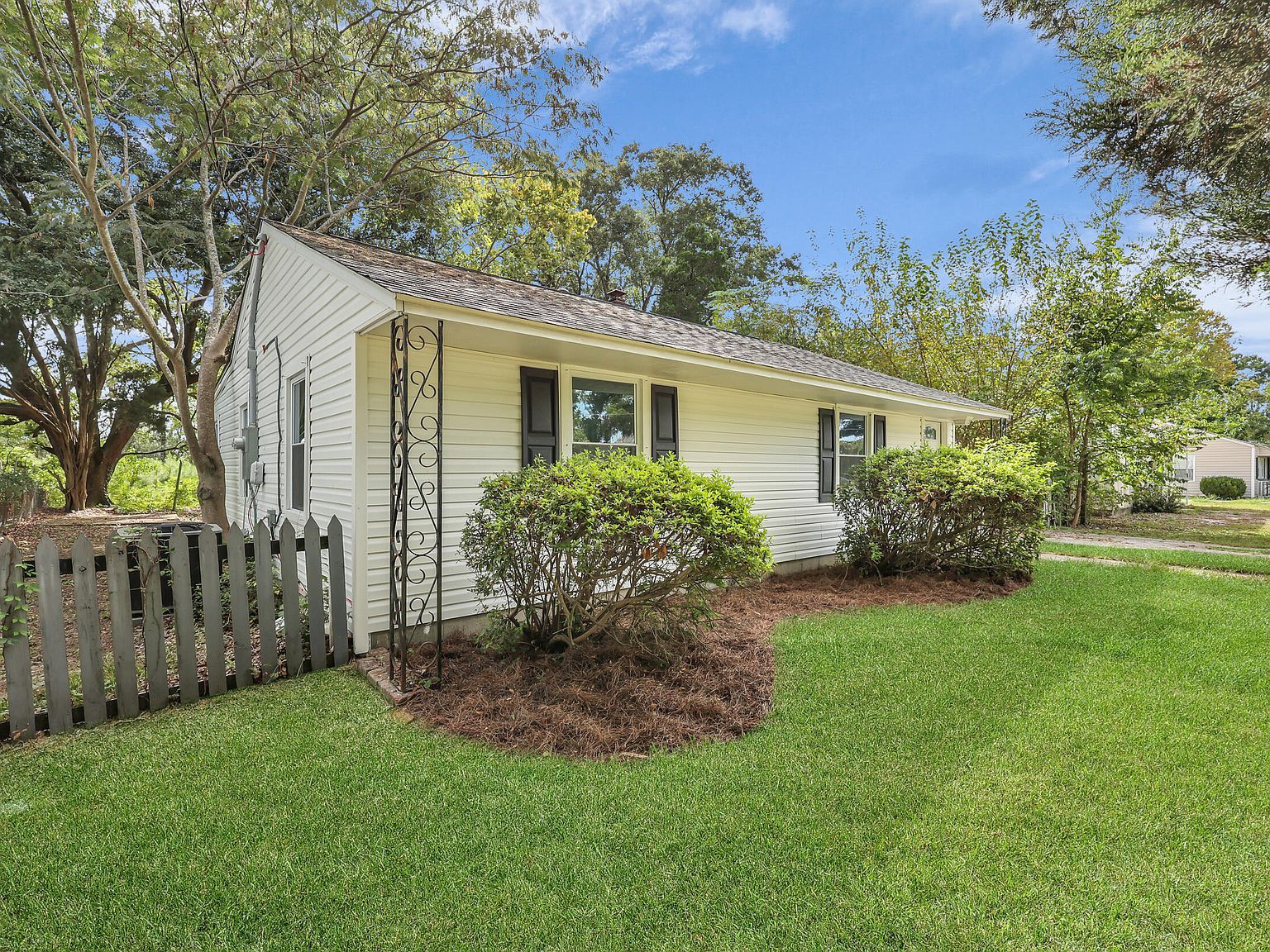 3027 Matipan Ave North Charleston, SC 29405 - Thumbnail 3