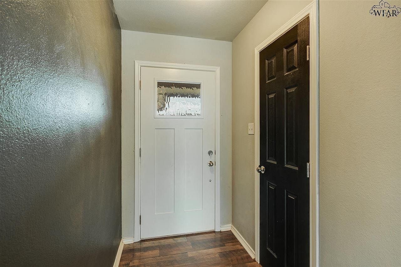 5214 Dewey St Wichita Falls, TX 76306 - Thumbnail 3